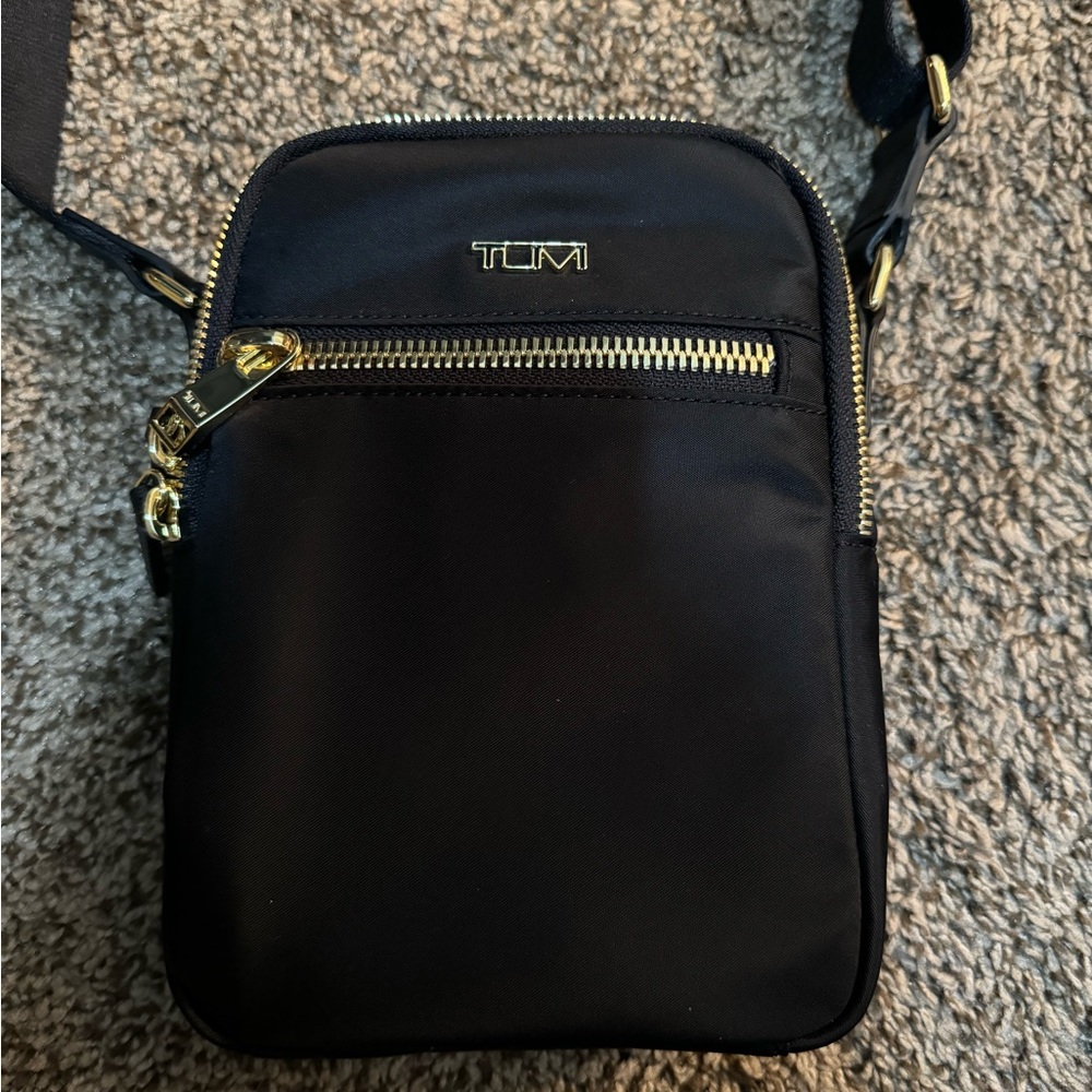 FLASH SALE! NWOT Tumi Voyageur Persia Crossbody